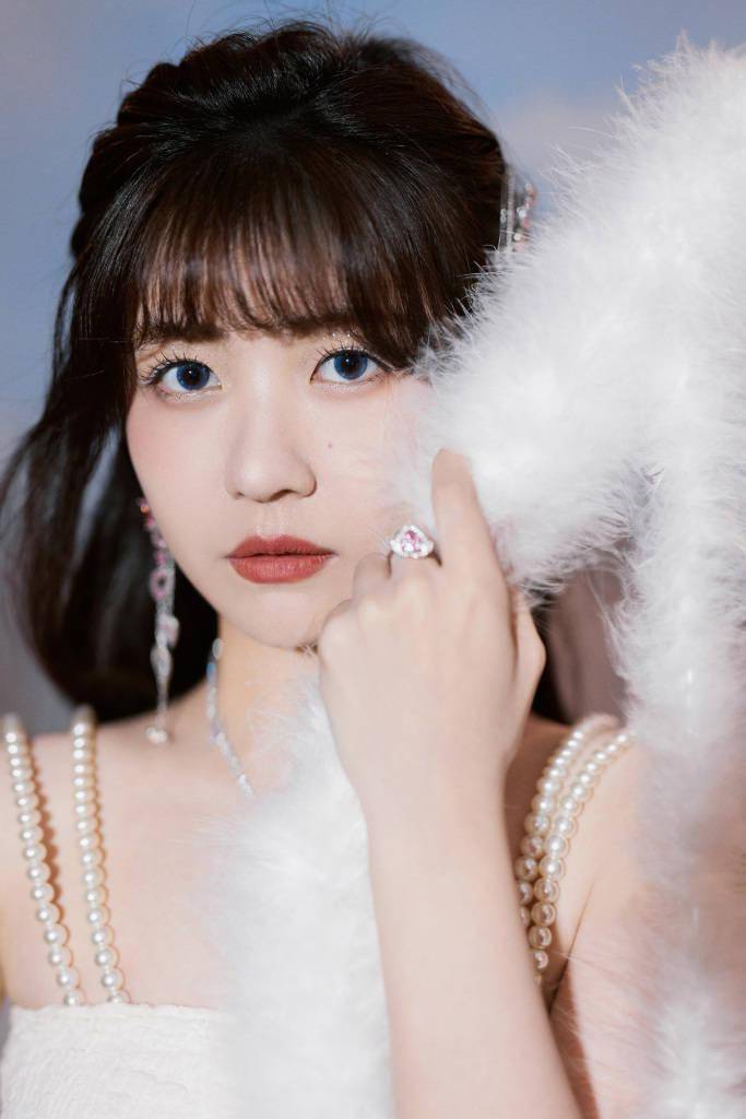 赖美云丘比特小天使造型写真释出 留齐刘海拉弓射箭超可爱_丘比特_齐