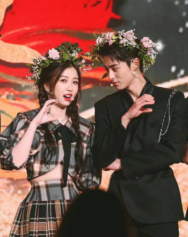 王鹤棣全力以赴,张彬彬受伤,虞书欣尴尬,陈立农成赢家_全程_时候_环节