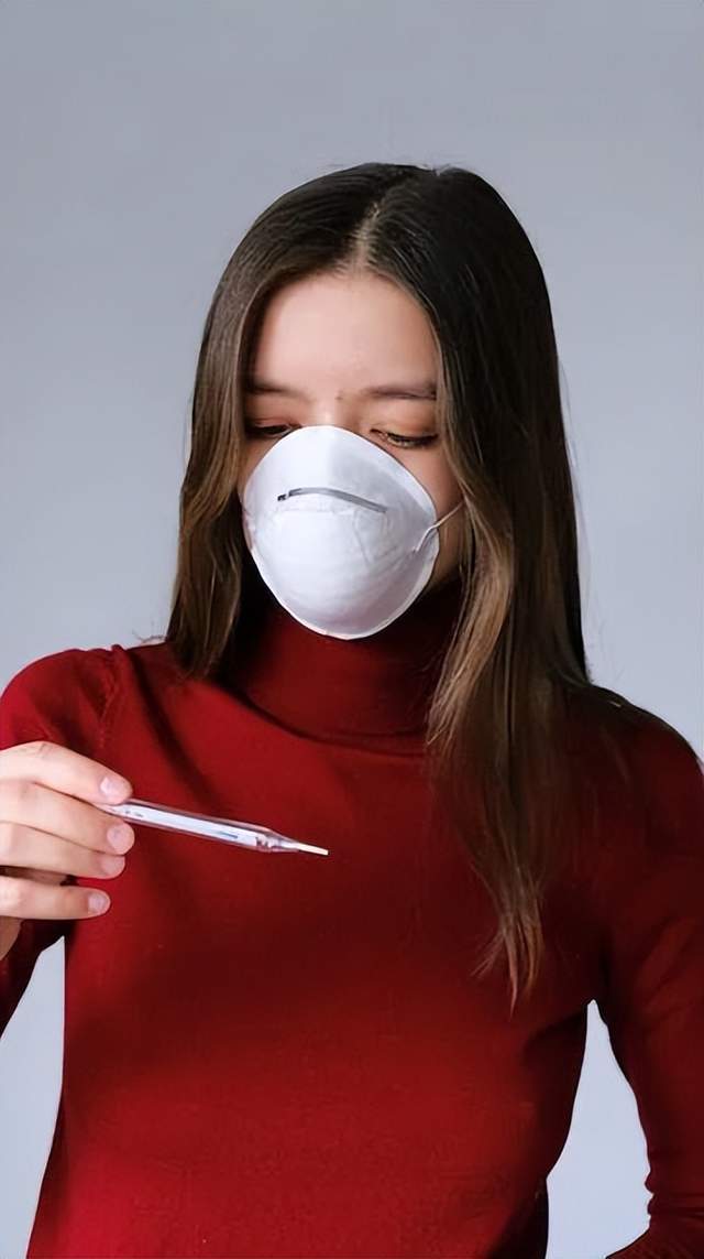 3)出门戴口罩,尽量减少去人群聚集场所.资料来源&参考文献:[1]韩翠坤.