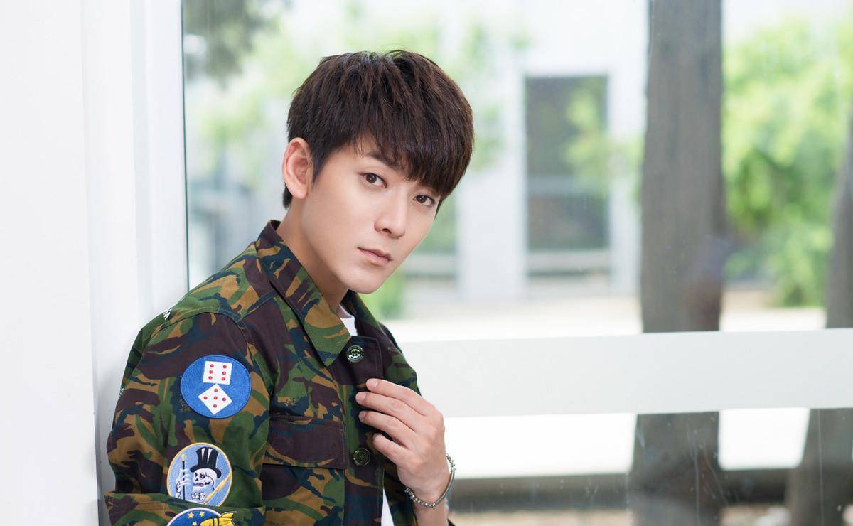 代表作品《终极一班4》,《刺客列传》,《蔚蓝50米》,《我与世界只差一