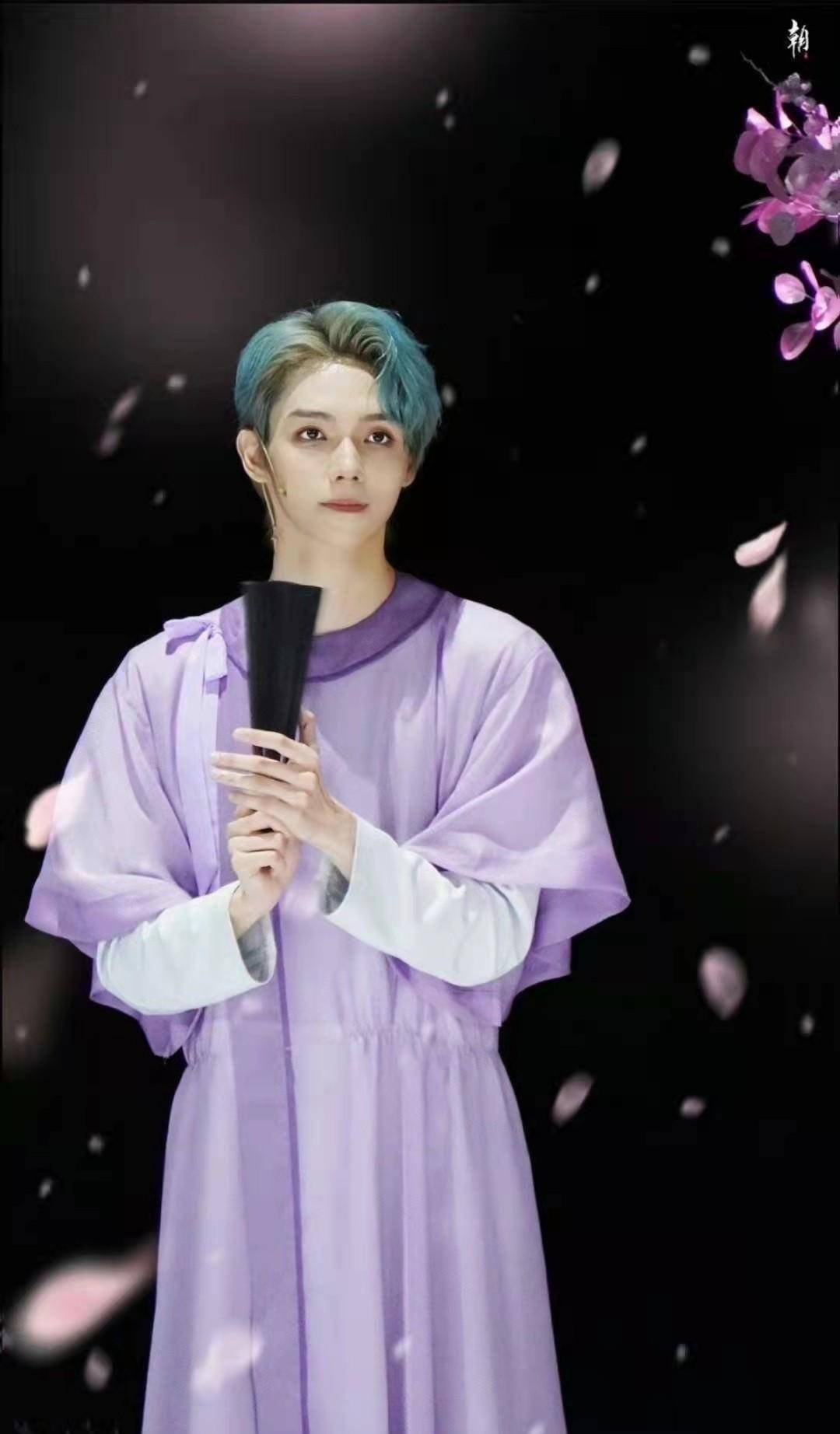 千玺退出国话,罗一舟晒国家话剧院演出照_易烊_证据_资源