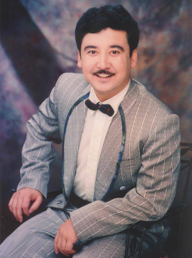 肉孜·阿木提:新疆走出来的著名歌唱家,妻子也是歌唱家现在网上关于