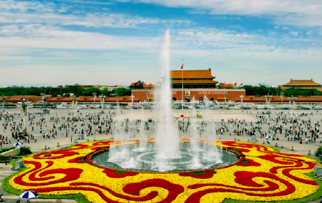 国庆节将至,从天安门传来一组照片,难得一见!_花坛_花篮_北京
