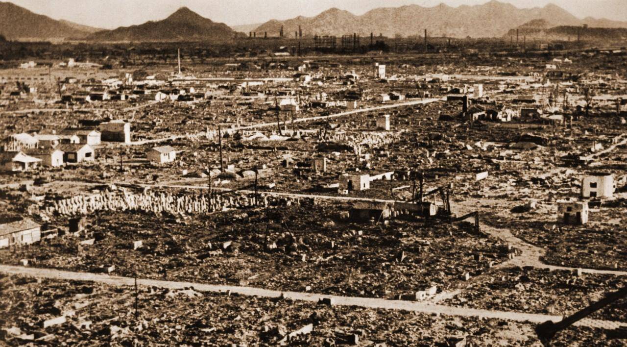 直击广岛原子弹爆炸现场:10亿度高温,把中心地带一切都化为灰烬_来自