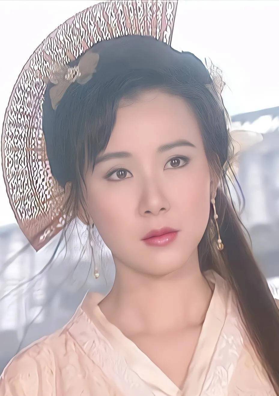 再看《小李飞刀》:只有焦大美人的颜值才压得住这一众俊男美女呀_范