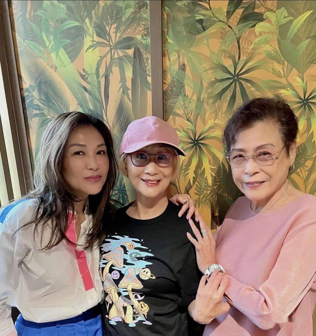 古天乐前女友与宣萱聚会!