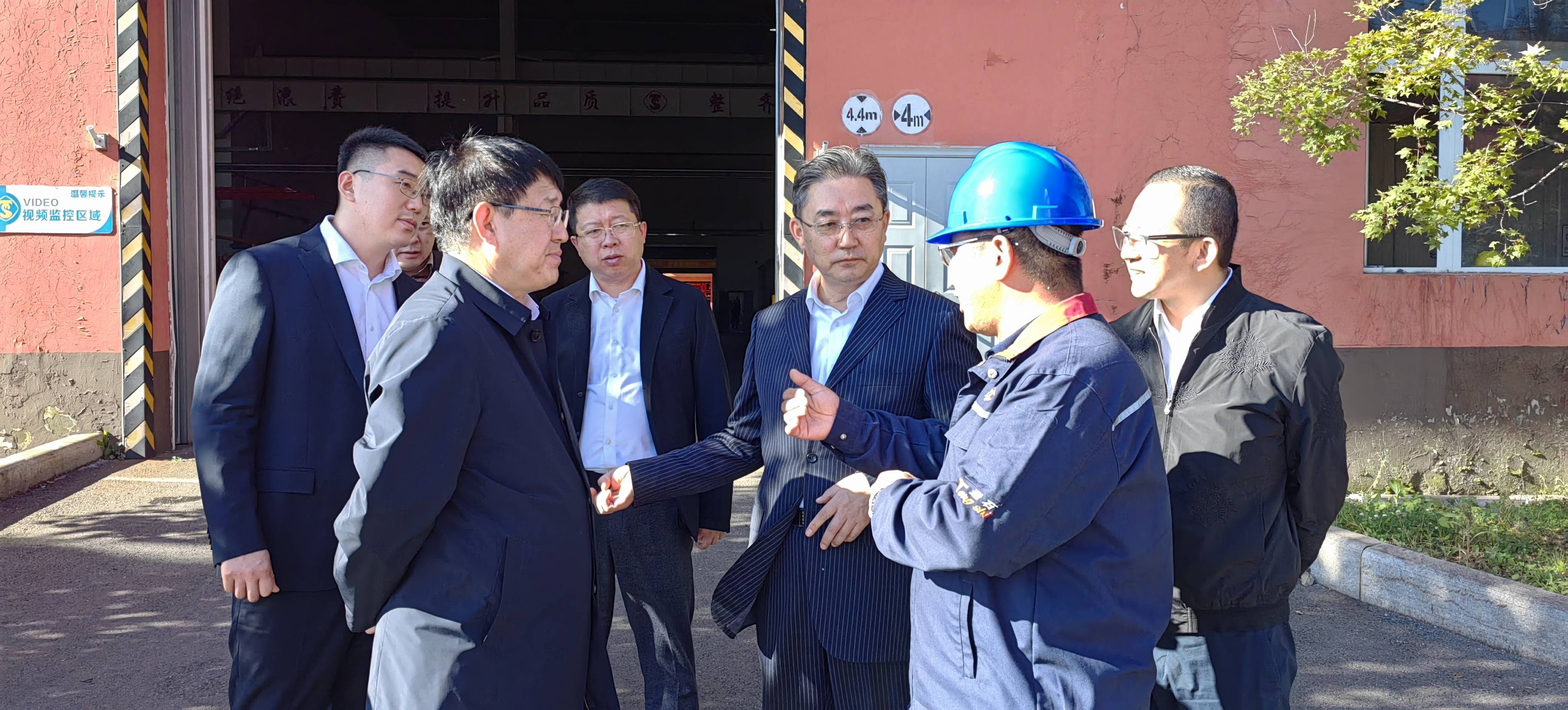 中商联合投资集团有限公司总裁张晓桐一行赴吉林通化开展座谈交流