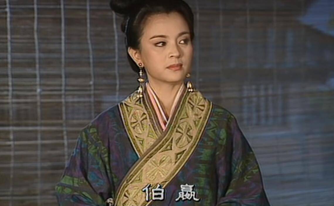 楚平王抢娶了自己的儿媳孟嬴,伯嬴的父亲秦哀公为什么不管?