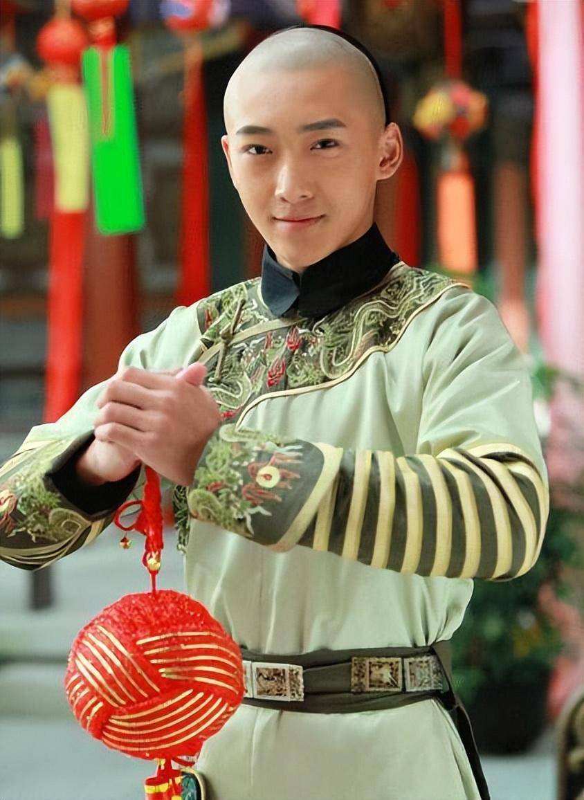 《新还珠格格》中,不服输的90后,成了全剧的"顶梁柱"_路宏_训练营