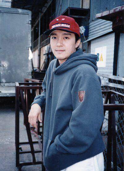 周星驰当年落难被向太打压,整个娱乐圈就5个人力挺,一辈子感恩_向华强