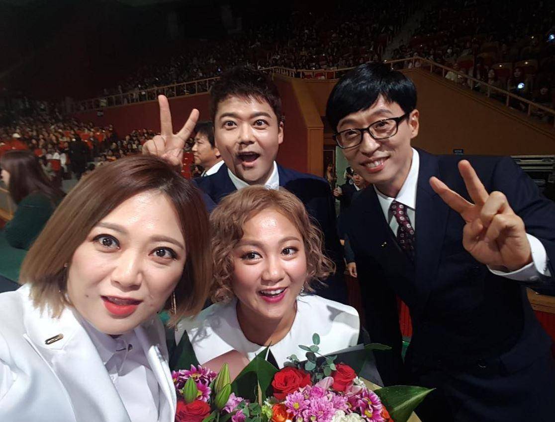朴娜莱人气不输刘在石,因出演《我独》后,人气达到