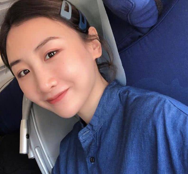 蹦床女神孕肚明显,与奥运冠军分手9年未恋,30岁美若天仙太养眼_何雯娜