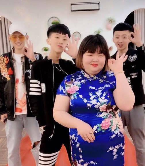 美颜_直播_网友