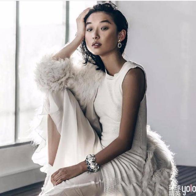 90后华裔女孩成vogue中国版新主编_章凝_时尚_摄影