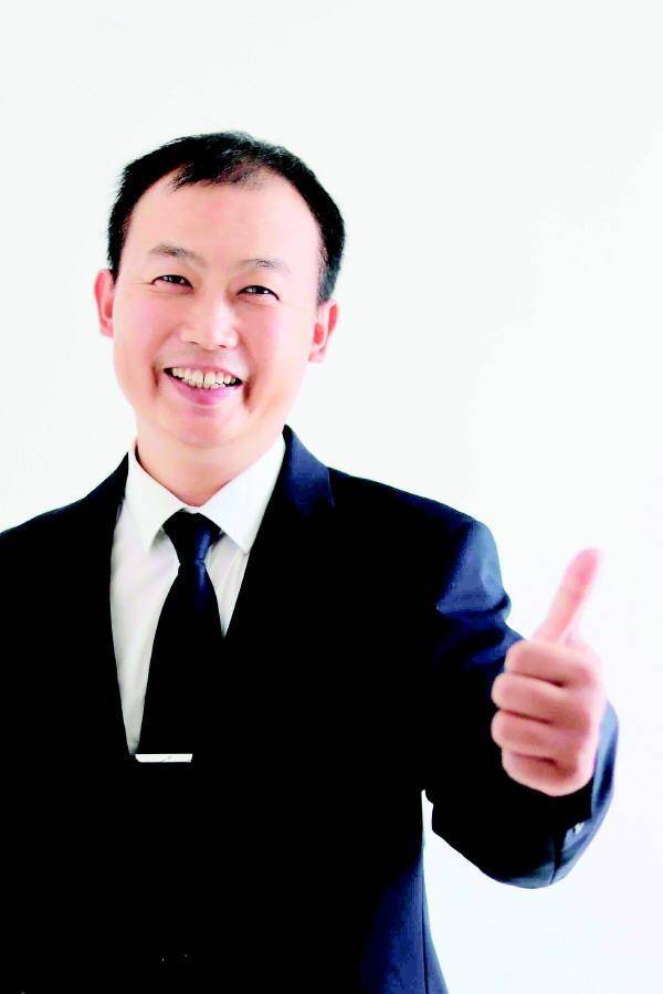 "老船长"陈远辉:见证漓江生态越来越美_游船_桂林旅游_游客