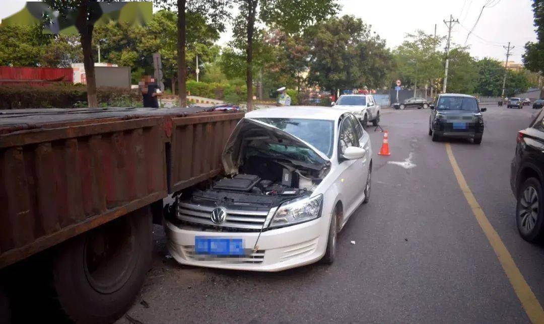 重庆万州车祸图片