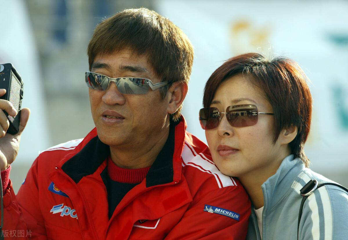 柯受良病逝19年了,遗孀宋丽华的选择令人泪目_曾志伟_时候_摩托车