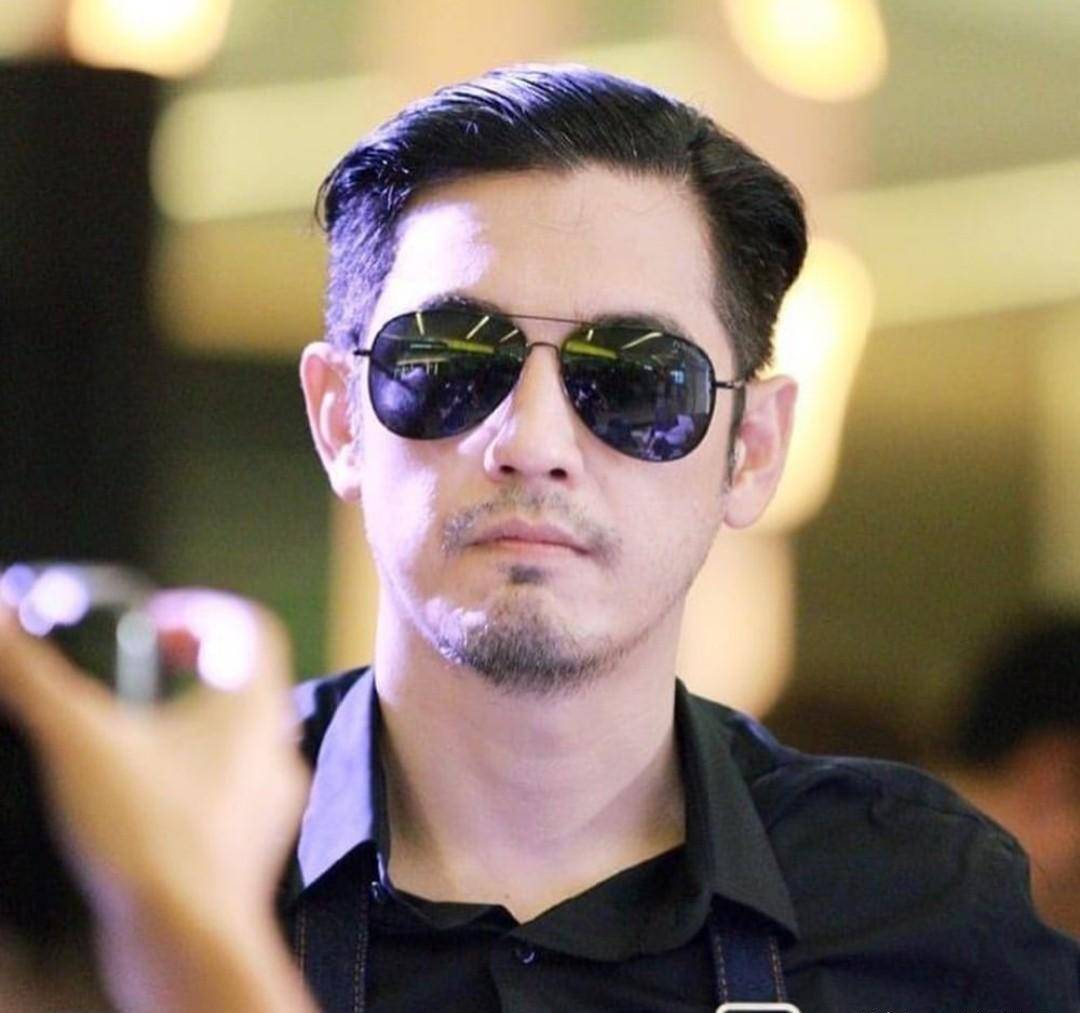 numnumnum与女儿veejinum与女儿veejitik曾经的一家三口返回搜狐,查看