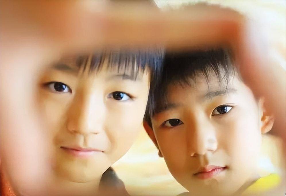 王俊凯孤独地训练时期,直到王源的出现才打破.