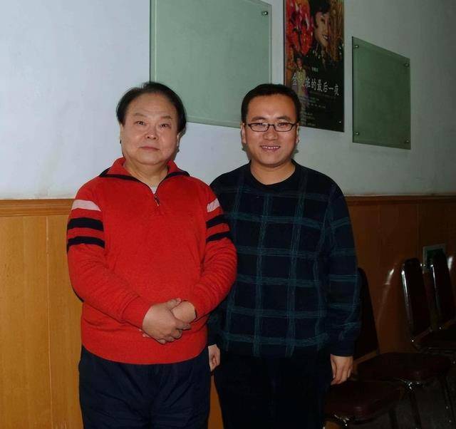 柳石明:离婚后一直单身,与好友李洗做邻居,帮他照顾老婆孩子_李曦_刘