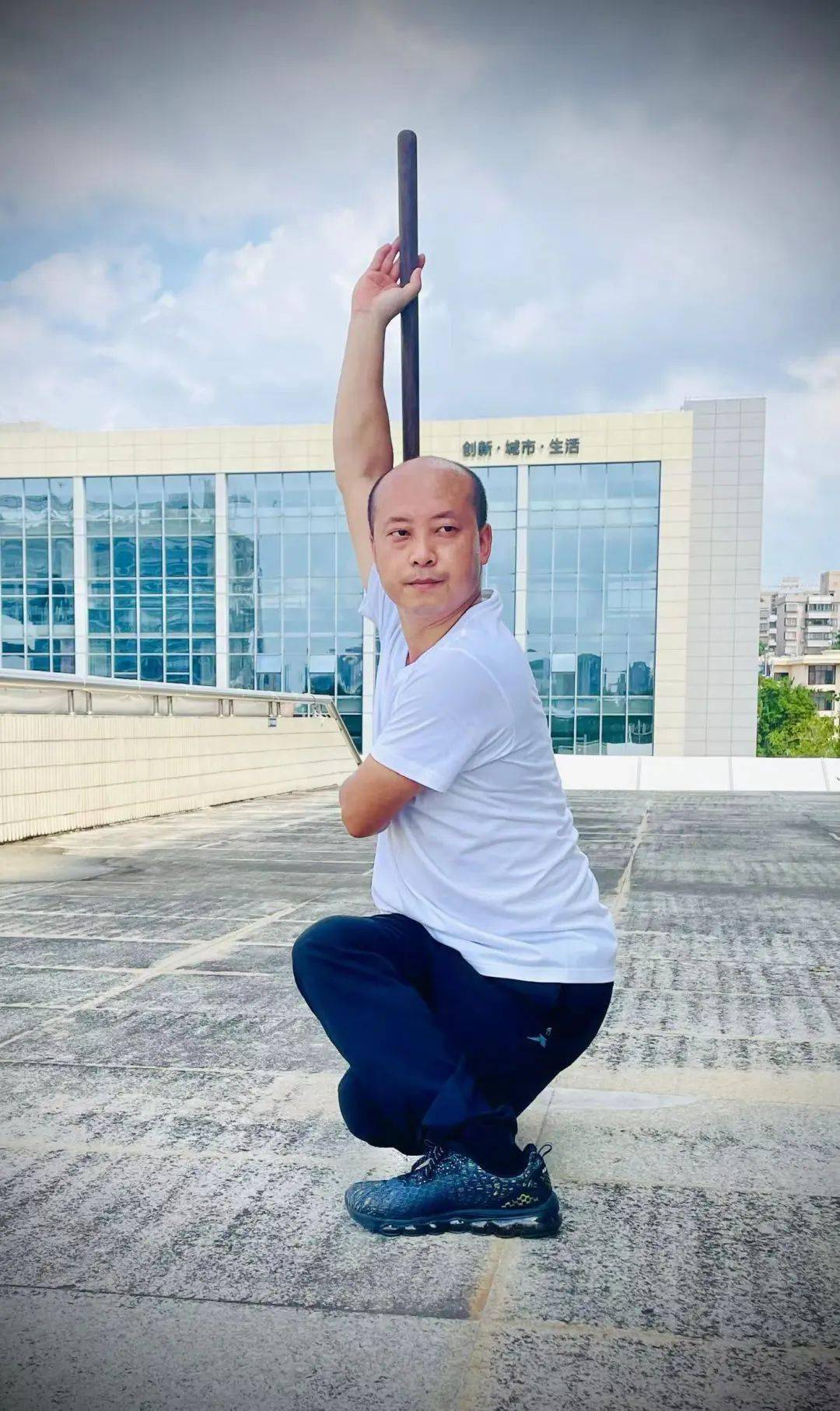 张林沈阳武术名家赵志忠先生传人,从小练习武术,师从多位武术名家学习