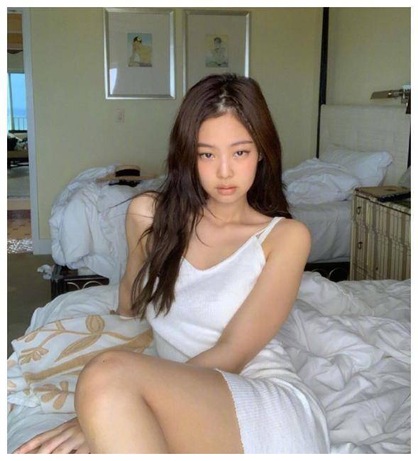jennie真是把香奈儿发挥到极致!