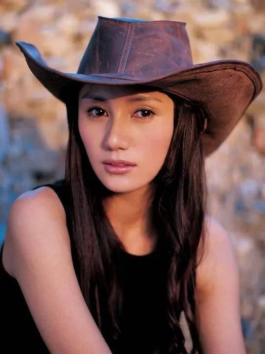 极其高,就连同样演过《暗恋桃花源》里饰演的"云之凡"的林青霞都赞不