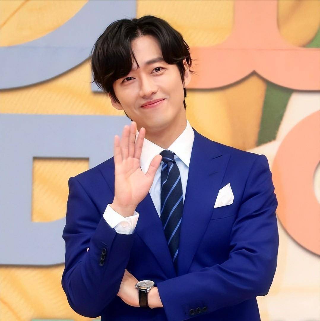 洪真英南宫民cp近况:男方宣布结婚!