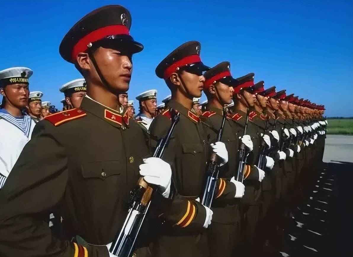 56式半自动步枪的原型是苏联sks步枪,这种步枪的射击精度非常高,涌现