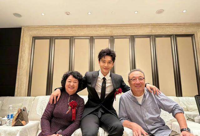 往日的照片好甜_baby_宝宝_时候