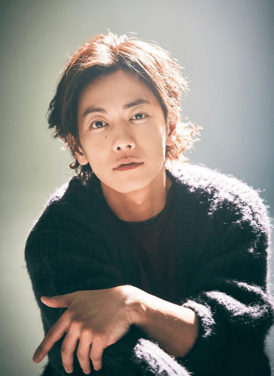 雌雄眼最美艺人排行榜top10:第二名绫濑遥,第一名是他!