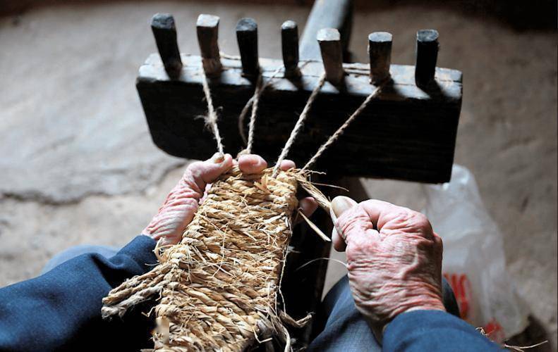 乡土散文:草鞋情结_稻草_农村_穿着