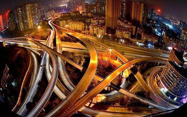 这里竟然是中国桥都？公路构造奇特，导航失效跟坐过山车一样刺激