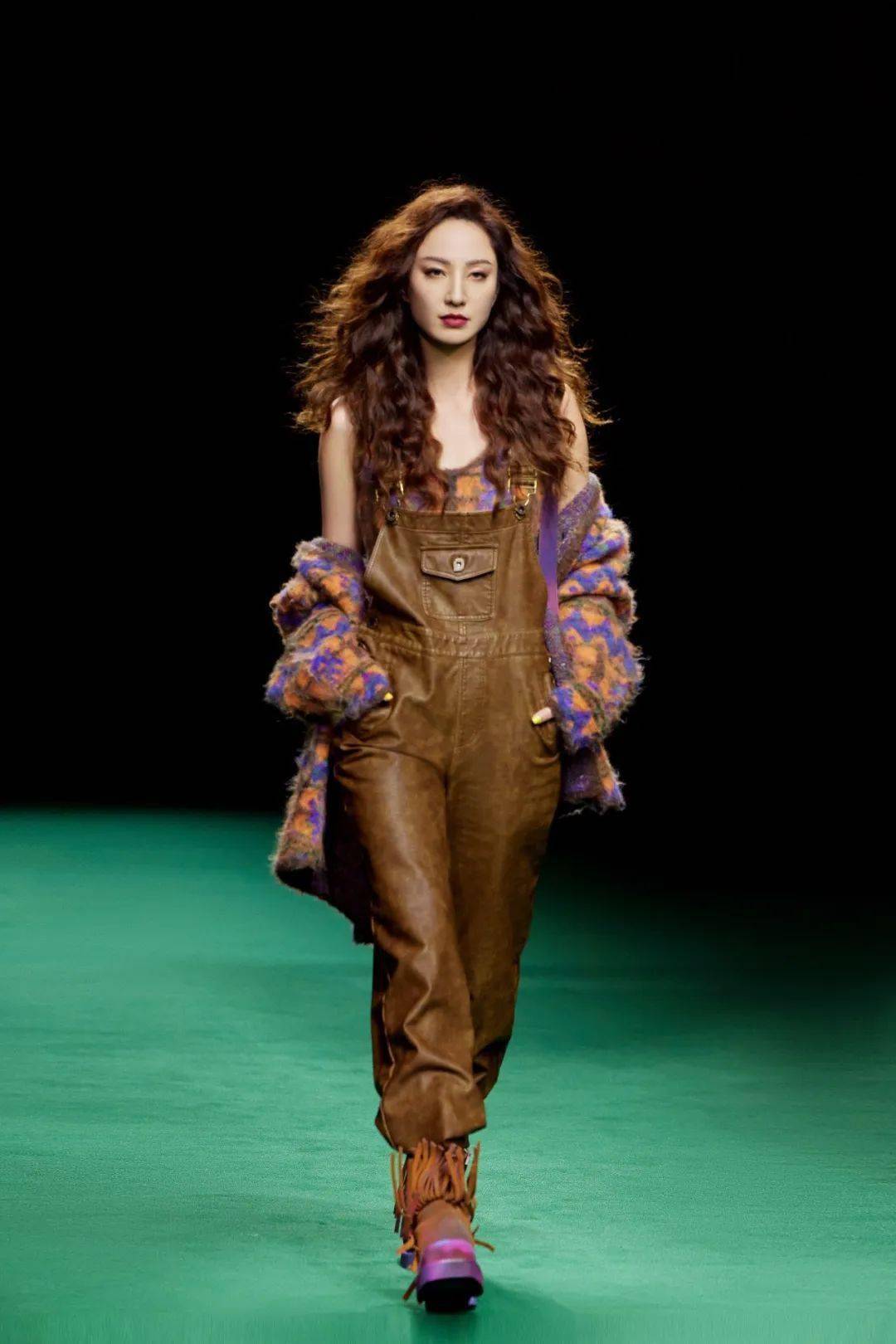 韩火火-dnt上海时装周闭幕大秀!