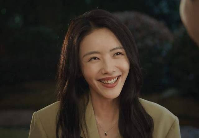 周易安游乐园被跟踪,夜心摩天轮告白,逆境可见真相_周以安_叶欣_剧照