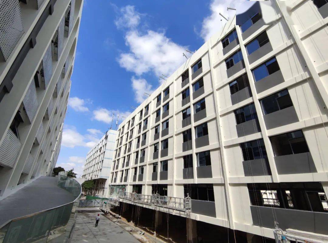 记者了解到,我市计划对石狮服装智能制造园内7栋宿舍楼进行改建提升