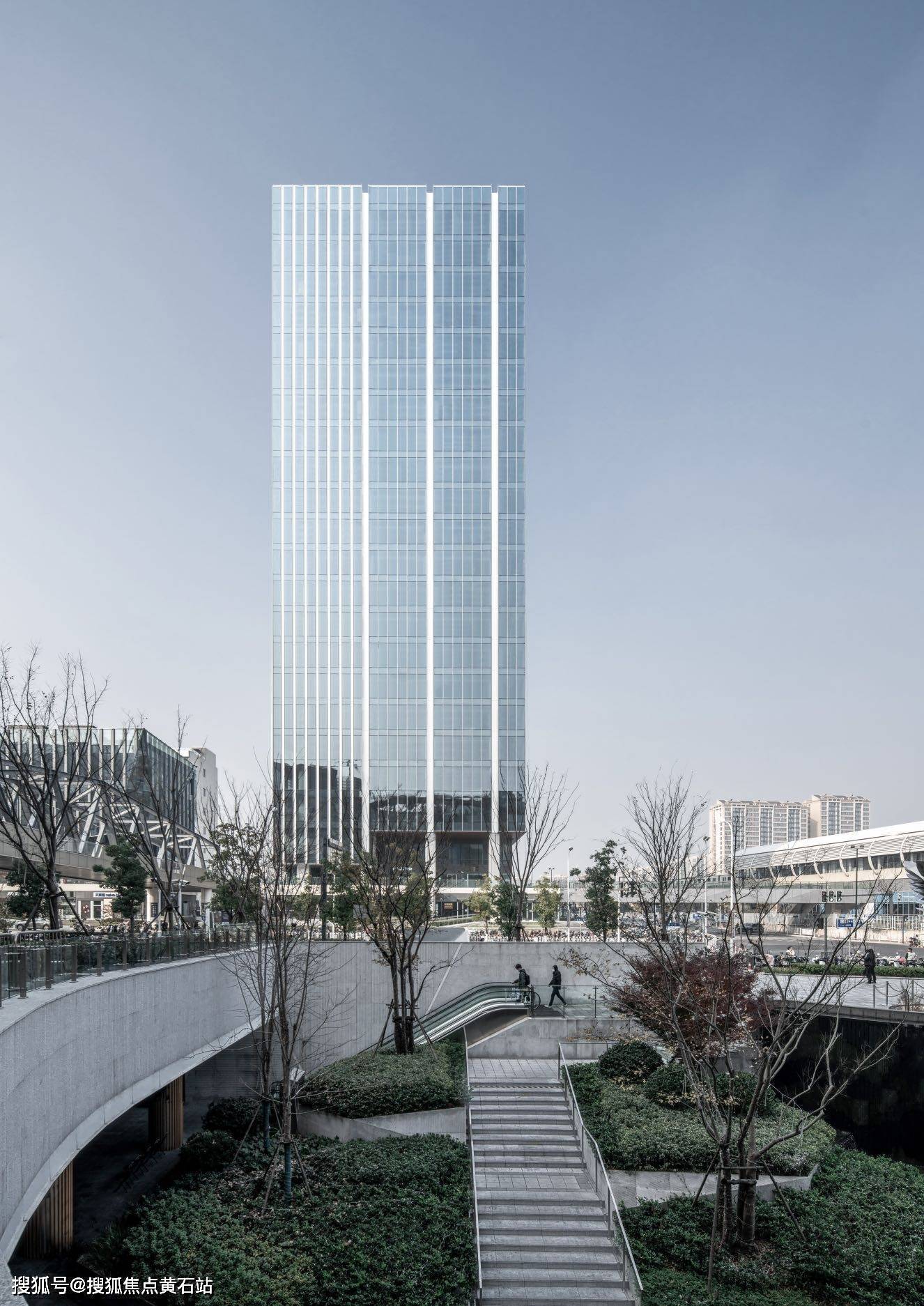 融创西环中心《写字楼》售楼处位置!