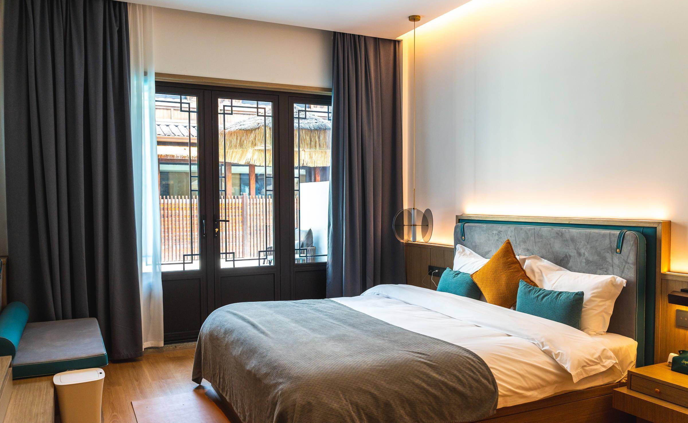 建德梅城镇网红民宿,散落在粉墙黛瓦里的露天泳池,景色超美_珊瑚_度假