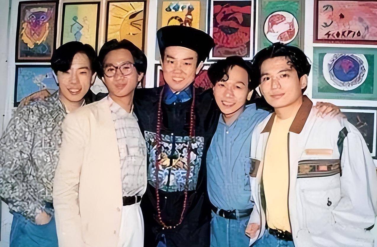 黄百鸣还让beyond客串了《开心鬼救开心鬼》等其他电影,过了一把演员