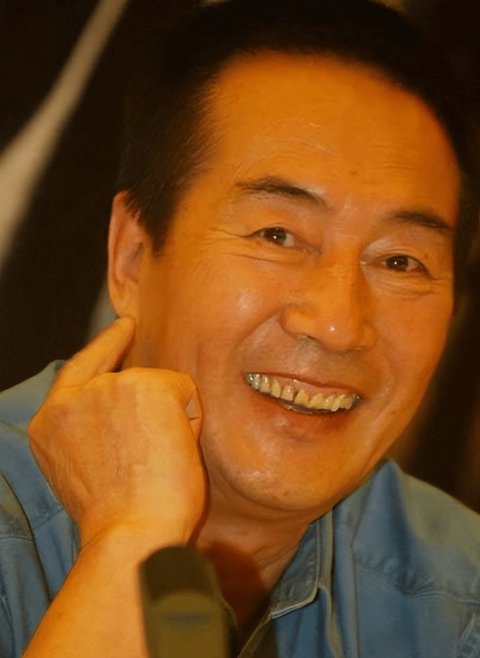 演员杜雨露:因肺癌病逝,葬礼仅6人参加,遗孀的坚持令人泪目_朱咏钰