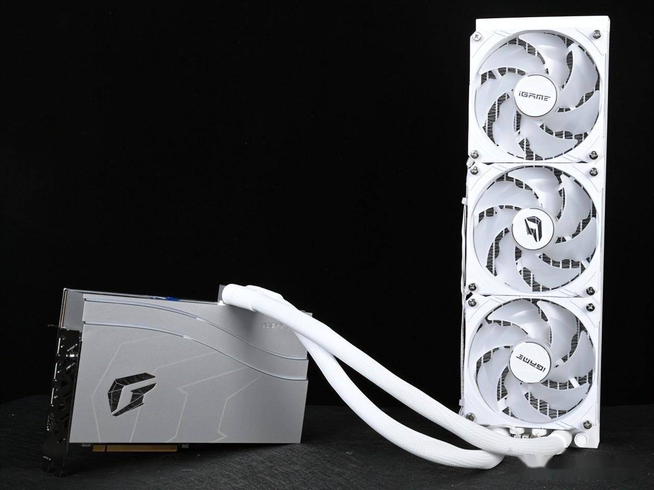 360mm液冷榨干gpu性能 七彩虹rtx 4090水神评测_冷排_核心_风扇