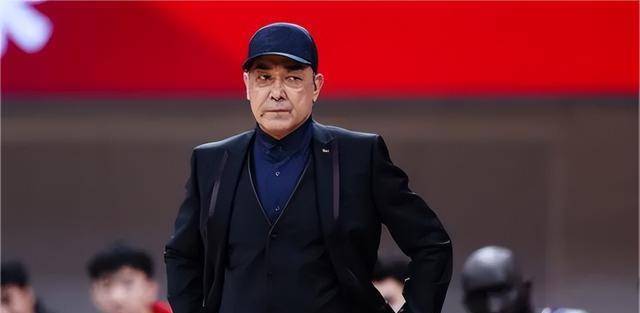 深度游戏后!阿迪江不满失误 快攻,吴青龙甩掉队员,顾全自责