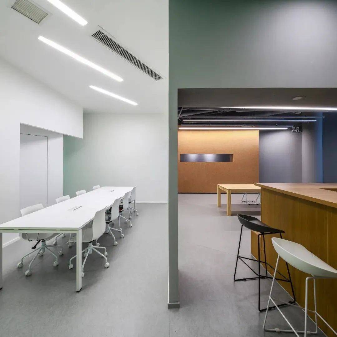显隐之间：STWD十拓建筑办公室 / STWD十拓建筑_交流_空间_薛亮