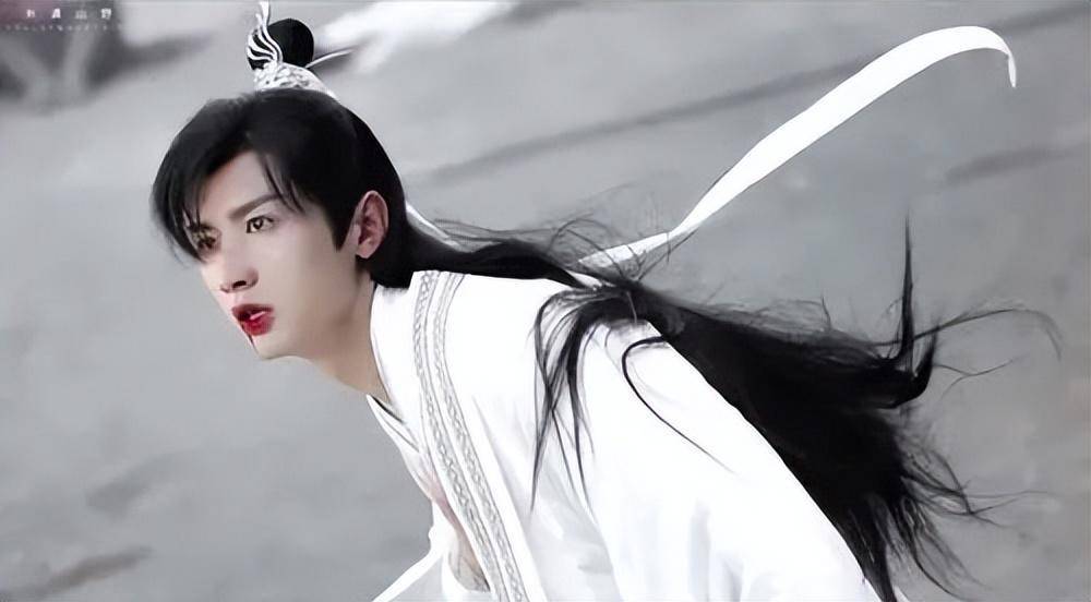 小八卦,鞠婧祎,金世佳,成毅,刘宇_本子_基本_个人