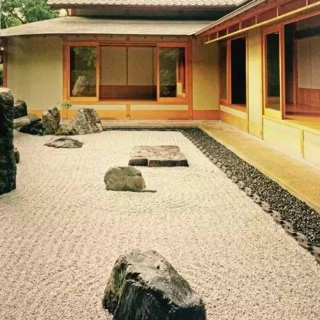 日本庭院枯山水的世界，国宝级枯山水设计师，竟是一位寺庙住持？！_庭园_野俊_瀑布