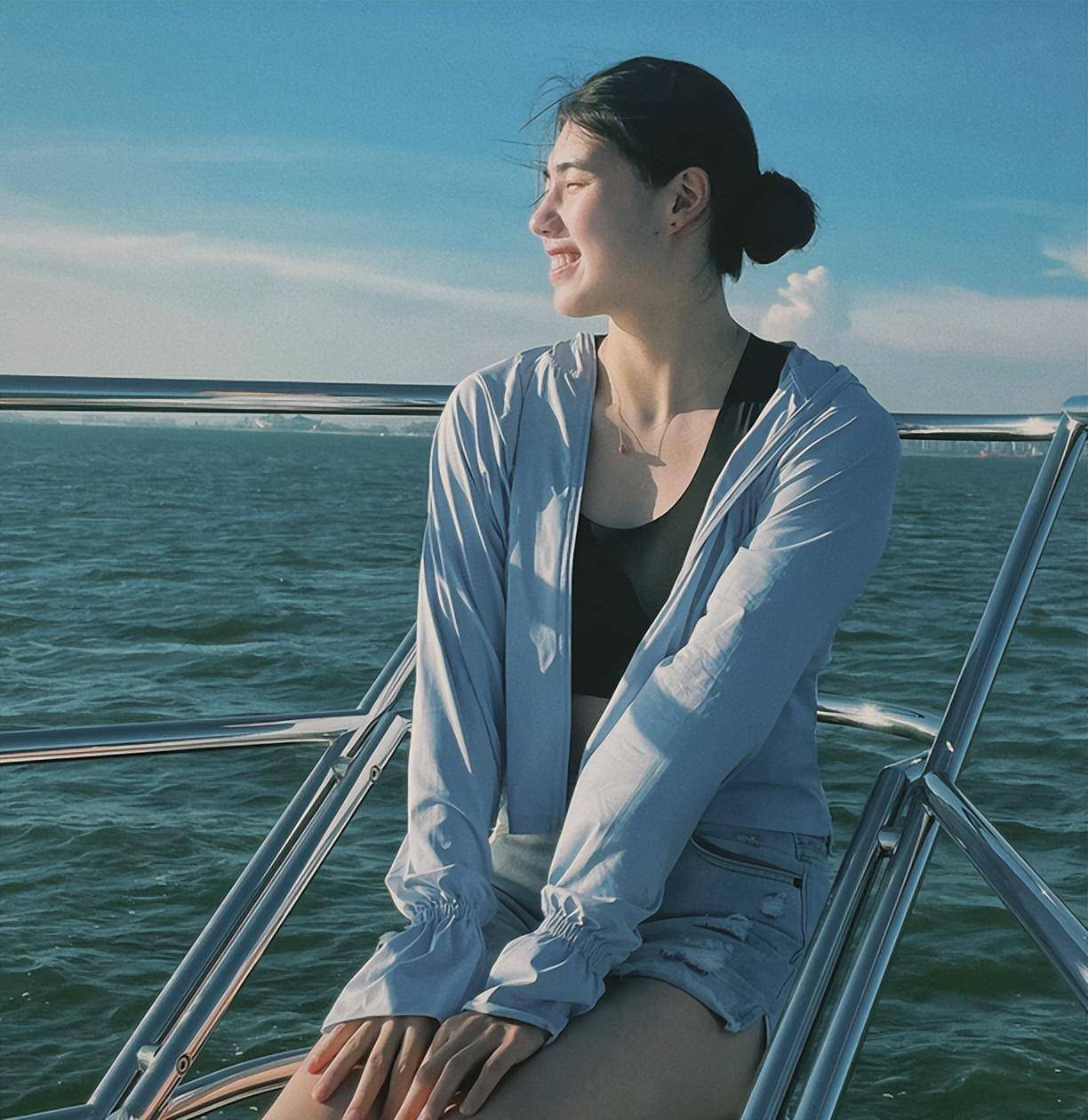 颜值高大长腿显眼,曾与师哥汪顺传绯闻_张宇菲_游泳_张玉玺