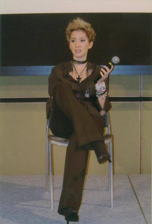 伊能静diss梅艳芳没爱情!