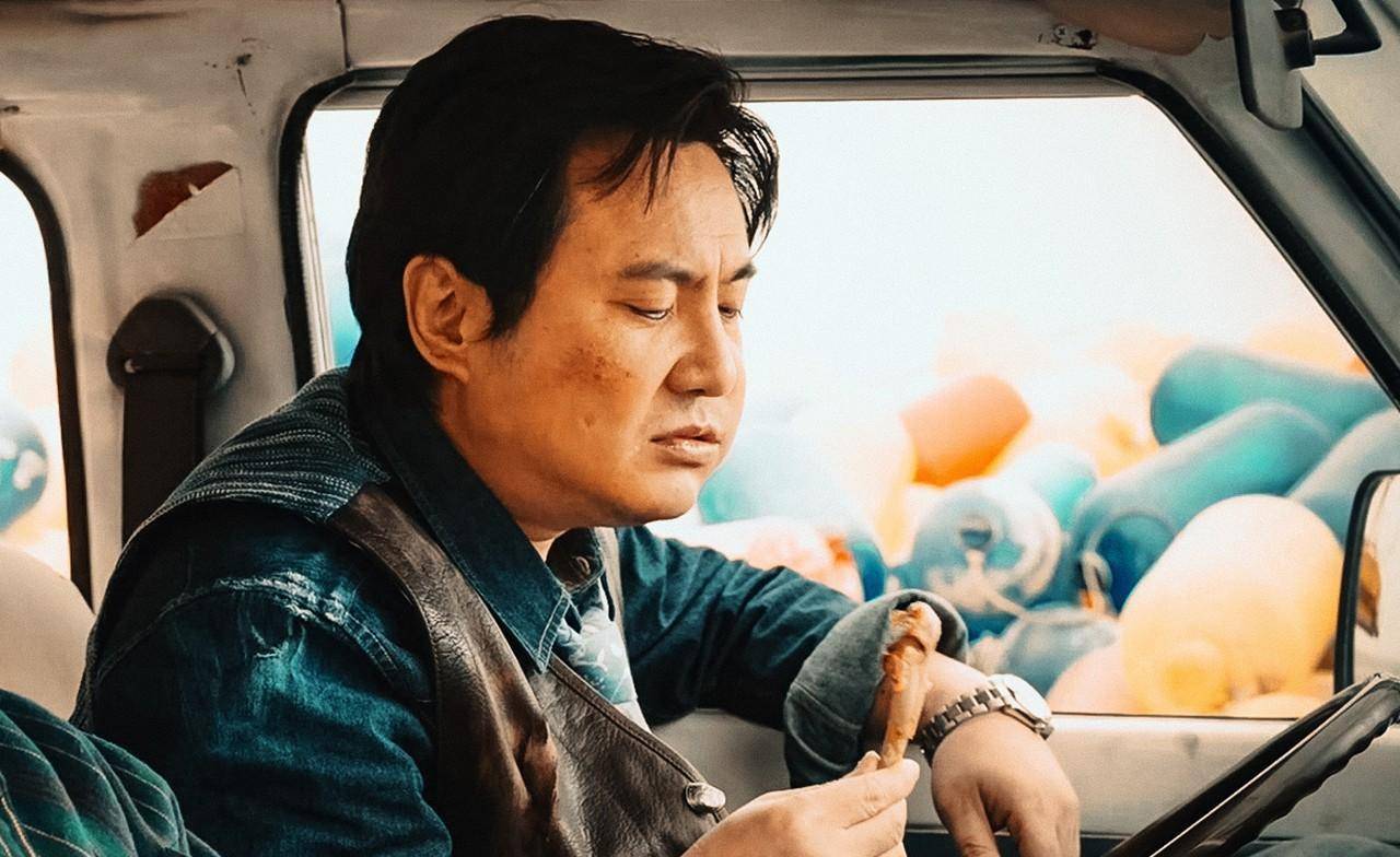 从纸片人到机器人,沈腾拱手让出了百亿票房冠军_吴京_电影_观众