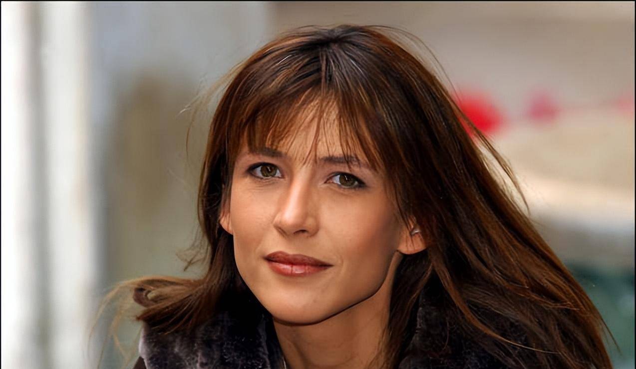 电影人物:苏菲·玛索_法国_初吻_形象