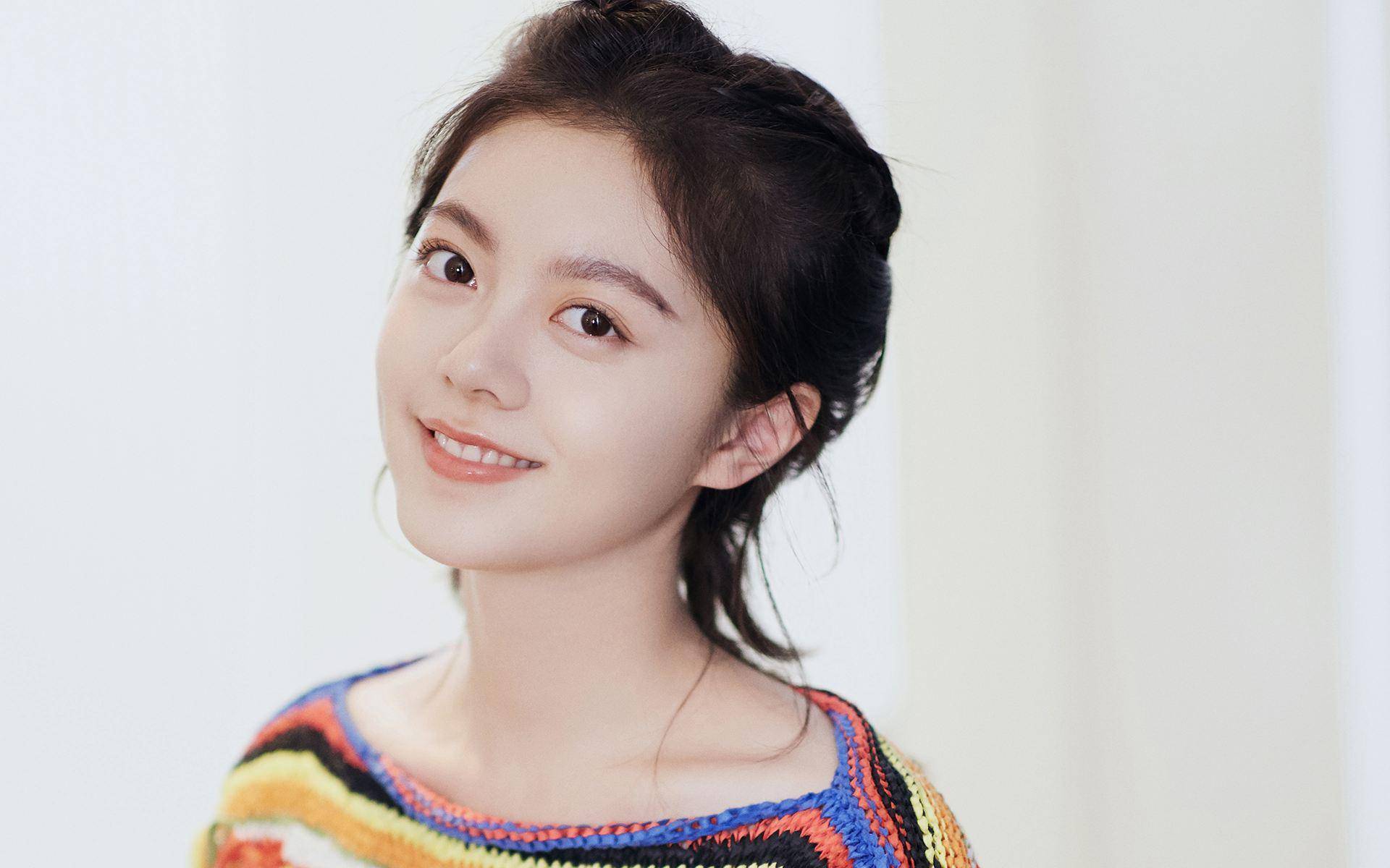 娱乐点评:王俊凯,杨幂,罗云熙,张予曦,丁程鑫,赵今麦_张子枫_公司_贺